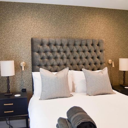 Luxury Croft Templepatrick Near Airport Rabbit And Hilton Hotel ภายนอก รูปภาพ