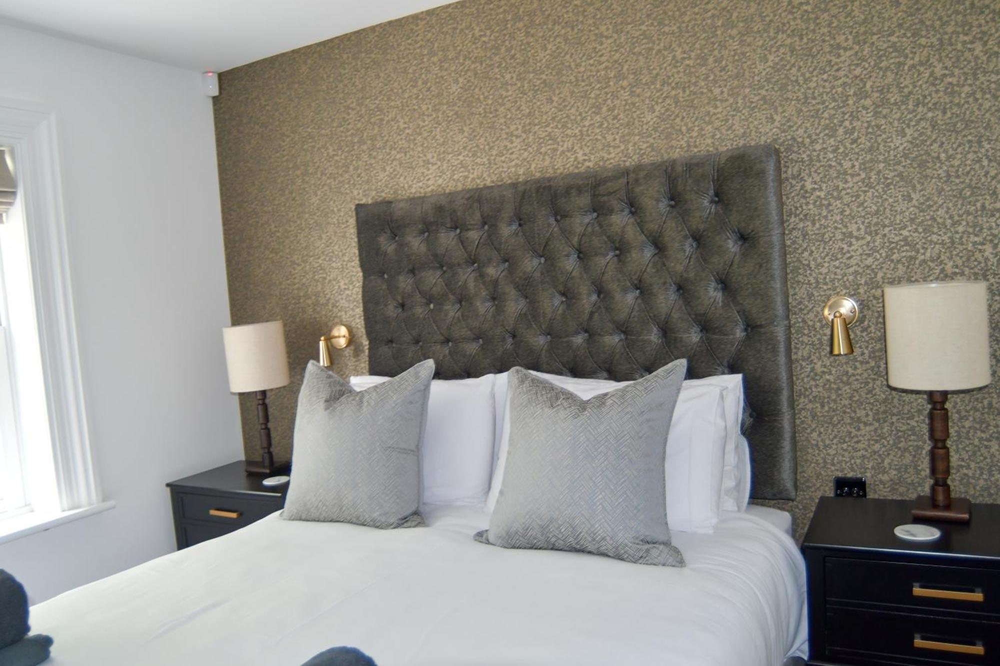 Luxury Croft Templepatrick Near Airport Rabbit And Hilton Hotel ภายนอก รูปภาพ